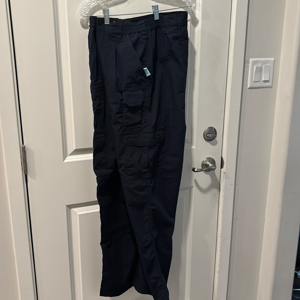 Tactical cargo pants with elastic side waist
